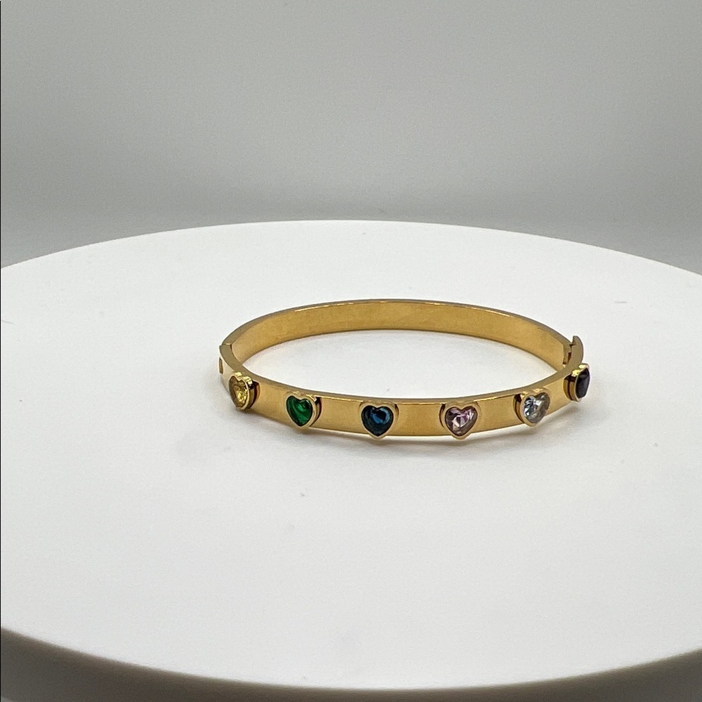 403. Gold Heart Bracelet
